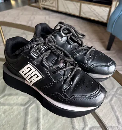 Sneakers Givenchy authentic