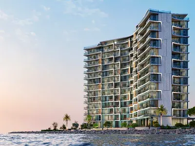Wake Up to the Ocean | Premium Waterfront Apartment