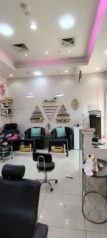 LADIES SALOON FOR SALE IN DUBAI URGENT