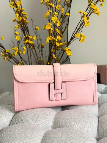 Hermess Light Pink Leather Clutch Bag with H Closure