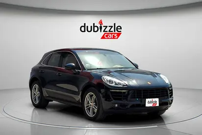 AED 3358/month | 2015 Porsche Macan  | GCC Specs | Ref#474993