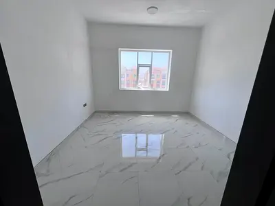 Al Muwaihat - 3 master bedrooms, 3 bathrooms, balcony with a distinctive view, separate kitchen - h
