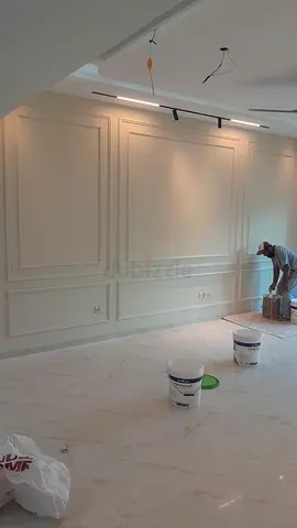 Paint work celling and door paint polish spary paint