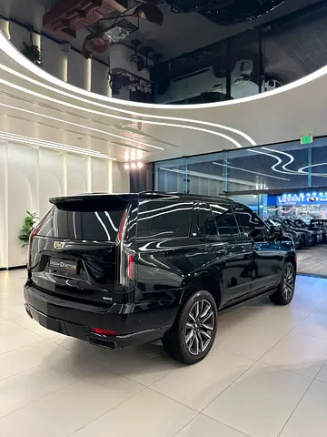 2021 Cadillac ESCALADE — фото 4