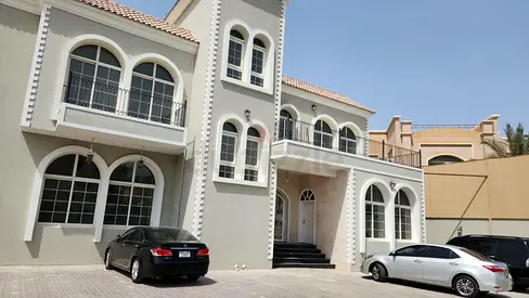 Room in Al Barsha South 2 near Arjan
