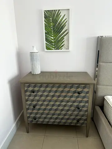 Wooden 2-Drawer Bedside Nightstand with Geometric Front