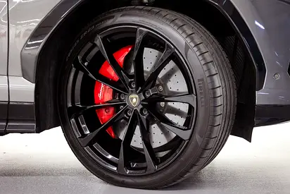2021 Lamborghini URUS 缩略图 8