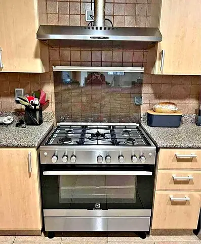 Selling Electrolux Oven Fan 5 Burner Full Gas Cooker Range Size 90×60 cm