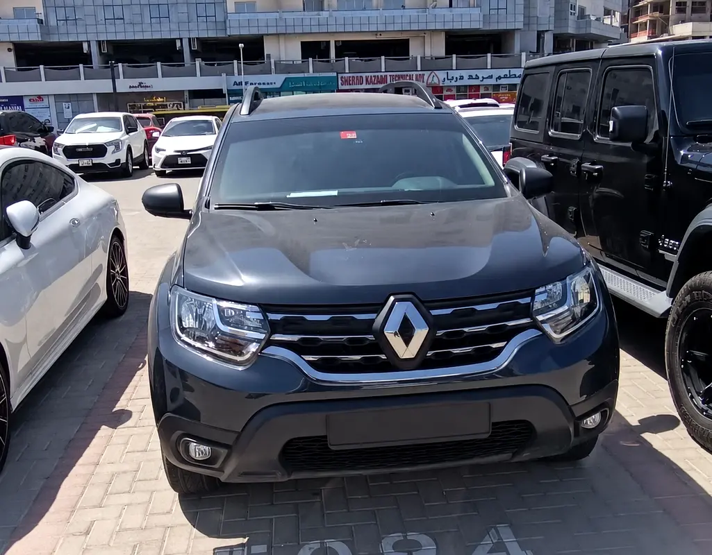 Renault Duster 2023 — photo 1 of 5
