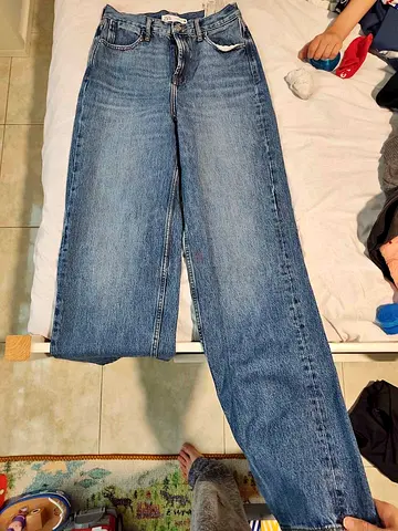 Women Zara jeans