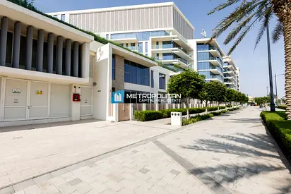 Luxury 2BR|Direct Access to Pool|Zayed Museum View