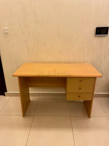 wooden office desk with lockable drawers - good condition