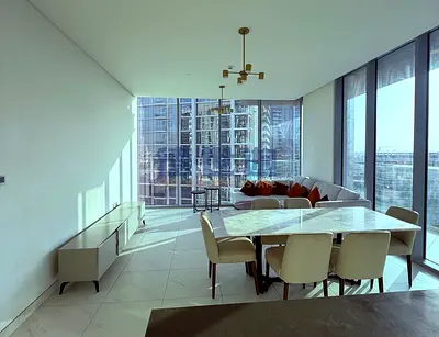 Fully Furnished | Corner Unit | Bright & Spacious