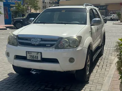 Well Maintained Toyota Fortuner SR5 2008 | GCC Specs