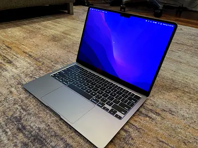 MacBook Air M2 13-inch (Space Gray) - Good Condition