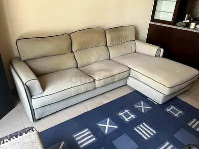 Light beige L-shaped 3-seater sofa with chaise (used)