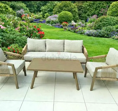 Aero give Seater Sofa
