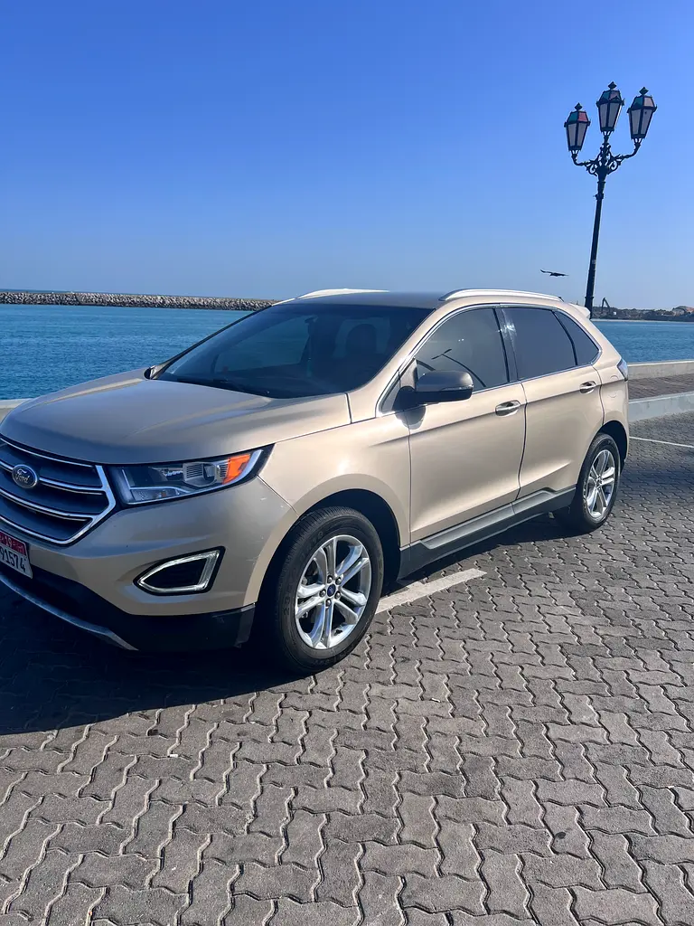 Ford Edge 2018 — photo 1 of 14