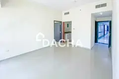 Lake View | Vacant Soon | Close to Metro