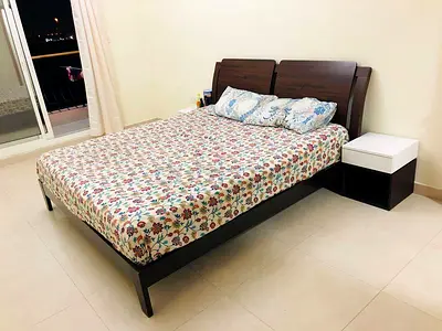 Fully Furnnished Master Bedroom with Balcony and Bathroom Available for Rent