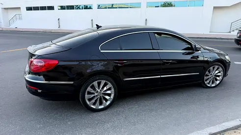 2010 VW Passat 2 keys. Limited.  (WITH WARRANTY) 4cylinder. 1.9. GCC panoramic roof. Android WiFi.