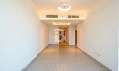 LARGE LAYOUT | UNFURNISHED | MODERN | VACANT SOON