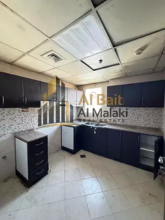 2 bedrooms, living room, 2 bathrooms, central air conditioning, free parking, built-in wardrobes.
