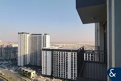 Best View | 2 Bedrooms | Vacant on Transfer