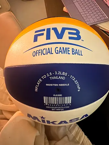 New VOLLEY BALL mikasa from store