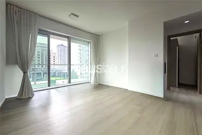 Vacant | Large Layout | Renovated | High Floor