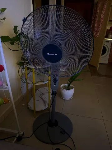 Essentro Adjustable Pedestal Stand Fan and partition