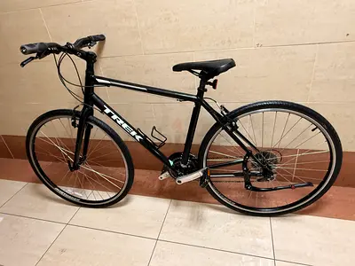 Trek FX1 Hybrid Bike , Size Large , Altus Group set
