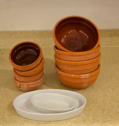 Ceramic bowls