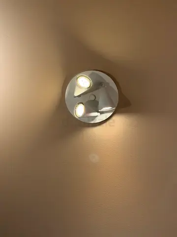 White ceiling spotlight fixture - 3 adjustable LED heads