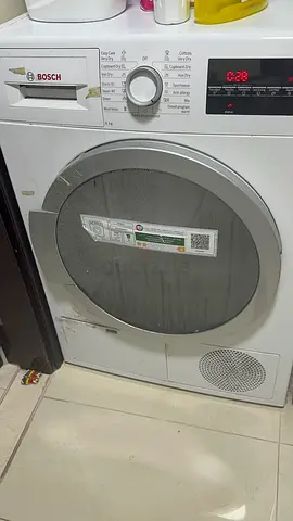 Bosch dryer 8kg - 100 AED