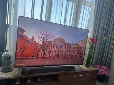 65 inch  Philips Tv Good