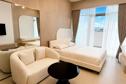Smart Home | Fully Furnished | Ready to Move-in