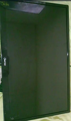 LED T.V 32INCHS