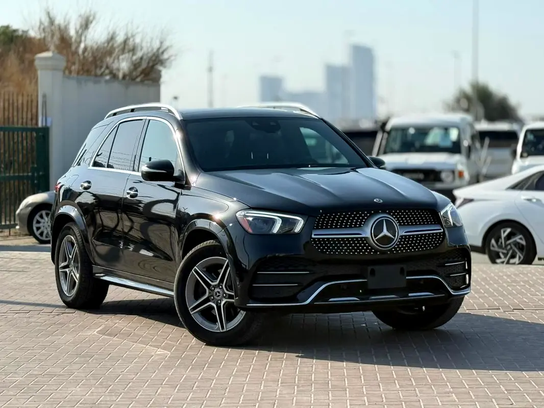 Mercedes-Benz GLE-Class 2022 — photo 1 of 18