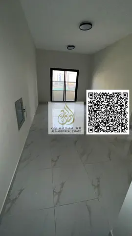 للايجار بعجمان تاني ساكن. النعيمية 1. على شارع. الاتحاد غرفة وصالة مع 2 حمام مع بلكونة مع خزائن بالحائط قريب من مدرسة الحكمة وفيفا 33 ألف 4 أو 6 دفعات