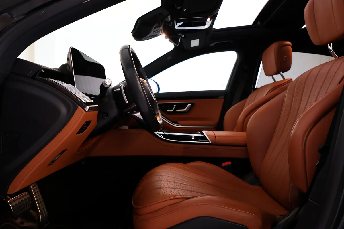 Mercedes-Benz S-Class 2024