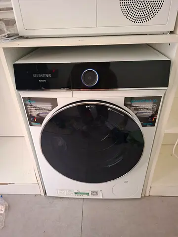 Siemens front-load washer (built-in) - good condition