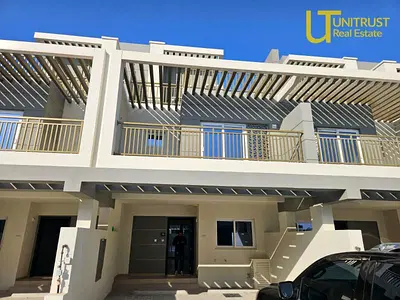 Brand New 3BR Villa | Roof Terrace | Back to Back