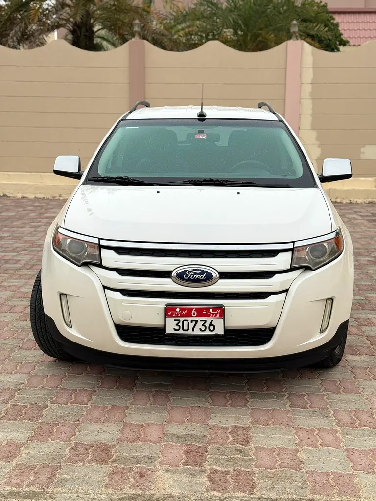 Ford Edge 2014 — photo 1 of 18