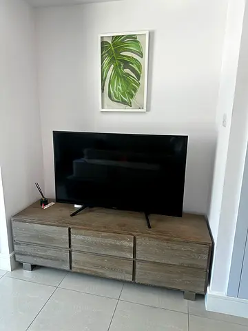 Samsung 55-inch LED TV in good working condition