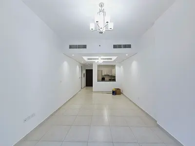 1 Month Free | HUGE 1BR + LAUNDRY + STORAGE | Nearby Park And Metro