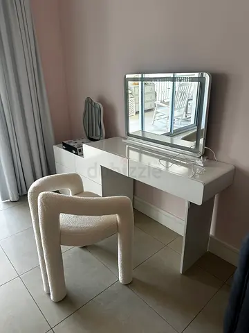 White Vanity Dressing Table with Mirror and Upholstered Bouclé Chair
