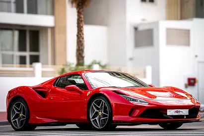Ferrari F8 Spider 2023 GCC Specs - 3000 kms