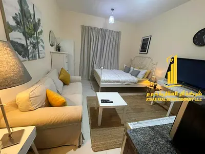 Luxurious, fully furnished studio apartment with brand new, high-end furniture in a prime location.
