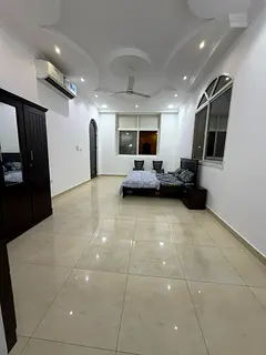 Master room available in Rashdeya